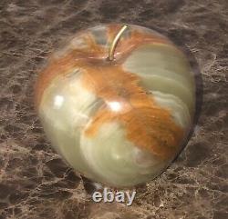 1517.4g, X-Large Green Onyx Apple Paperweight 3.3 Lbs Heavy Solid Piece 4x4