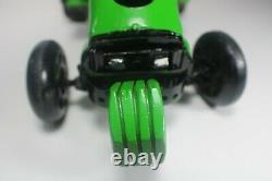 Handmade Tractor Unique Collectible Piece Heavy Duty, 21 L, 9 w, 9 H, 16 Kg