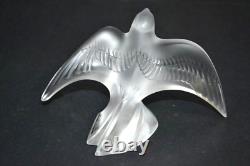 Lalique Swallow In Flight Heavy Beautiful Piece New Boxed Gift Of Love