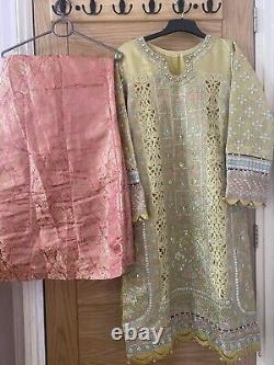 New Heavy Embroidered Pakistani Branded Dress 4 piece. Size Medium to Large