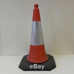 PALLET OF 100 U. K ELITE Traffic Cones (2 PIECE 750mm HEAVY DUTY)