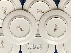 8 x Nouvelles assiettes latérales en porcelaine De Lamerie lourdement dorées avec des cloches florales bourgogne 6.25'