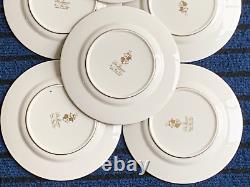 8 x Nouvelles assiettes latérales en porcelaine De Lamerie lourdement dorées avec des cloches florales bourgogne 6.25'