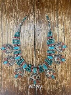 Choker/bib en argent fait main tibétain avec turquoise et corail, pièce statement lourde