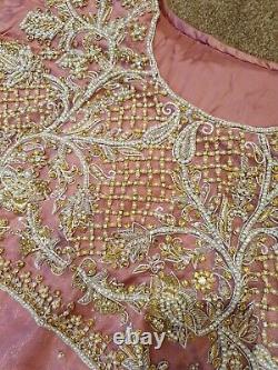 Costume de mariage / fête rose pour femme avec broderie lourde pakistanaise / indienne, ensemble de 3 pièces nouvel