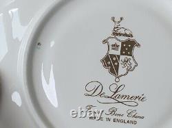 Ensemble de dîner en porcelaine De Lamerie à feuilles d'hiver dorées richement ornées, 5 pièces.