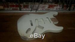 Pièce Spec Alder USA Olympic White Stratocaster Heavy Body Relic Nitro 2
