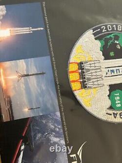 SpaceX a volé dans l'espace le patch de démonstration de Falcon Heavy